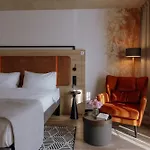 ホテル Bergo & 5*